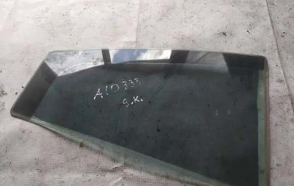 Ford Fusion Rear vent window glass as2