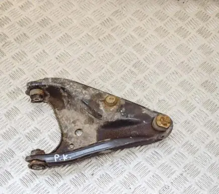 Dacia Sandero Front lower control arm/wishbone