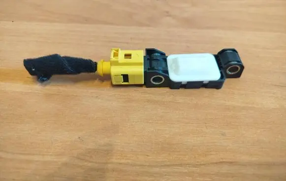Audi A3 S3 8P Airbag deployment crash/impact sensor 4B0959643E 201068 0232H2G9SSCX