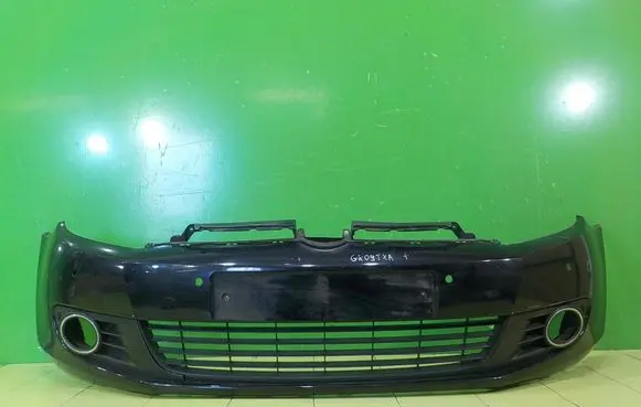 Volkswagen Golf VI Front bumper PRZOD UP118