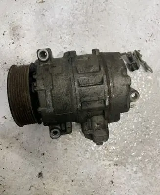 Land Rover Discovery 3 - LR3 Air conditioning (A/C) compressor (pump) 8H2219D623CA 08K01748