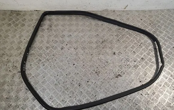 Toyota Auris 150 Rear door rubber seal (on body) 6233102160B0