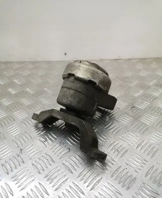 Ford Mondeo MK IV Engine mount bracket HL8022M05