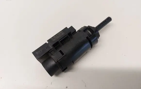 Opel Astra L Clutch pedal sensor 9813503180