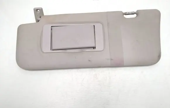 Sun visor