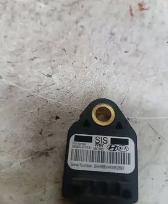 KIA Ceed Airbag deployment crash/impact sensor 95920