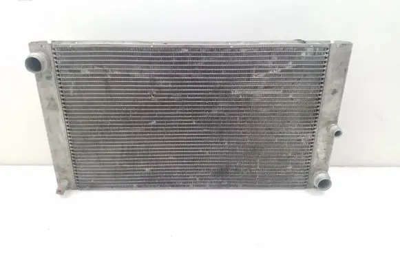 BMW 5 E60 E61 Coolant radiator 7792832