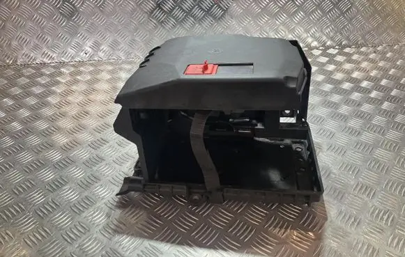 Mercedes-Benz CLA C118 X118 Battery box tray TM23902
