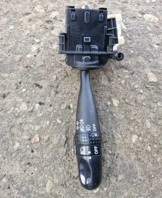 Toyota Corolla Verso E121 Indicator stalk