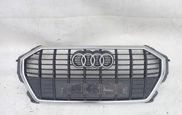 Audi Q3 F3 Front bumper upper radiator grill 83A853651