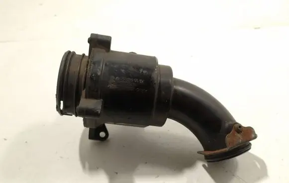 Mercedes-Benz E W211 Intake resonator A6421400687 4010202B