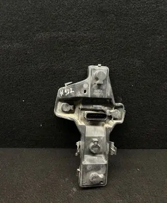 Volkswagen Touran I Tail light bulb cover holder 1t0945258d