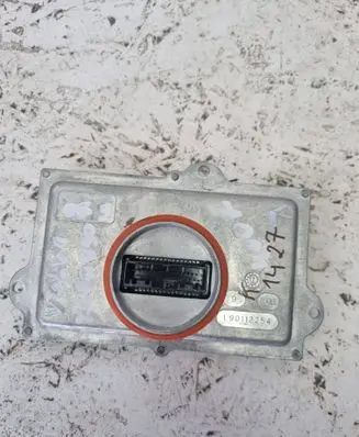 Volvo XC90 Headlight ballast module Xenon 31446805