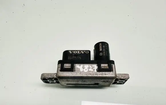 Volvo V60 Glow plug pre-heat relay 0281003145