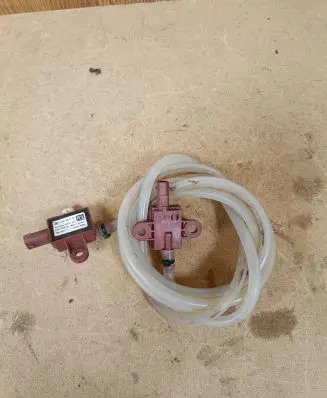 Mercedes-Benz GLC X253 C253 Airbag deployment crash/impact sensor A2539052100