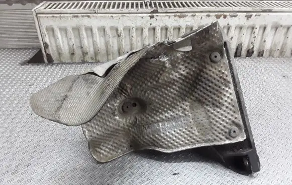 Audi A4 S4 B6 8E 8H Engine mounting bracket 8D0199388G