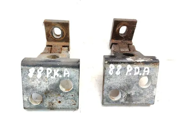 Volkswagen Vento Front door hinge set 