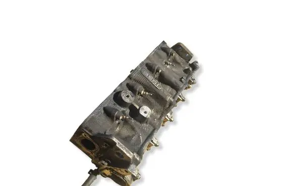 Volkswagen Caddy Engine head 038103373E