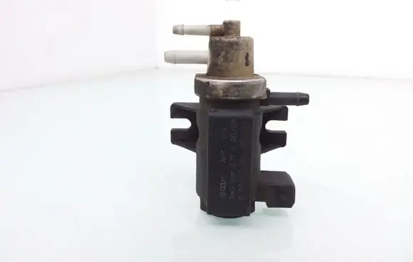 Volkswagen Polo III 6N 6N2 6NF Turbo solenoid valve 1H0906627A 72190325 98T174