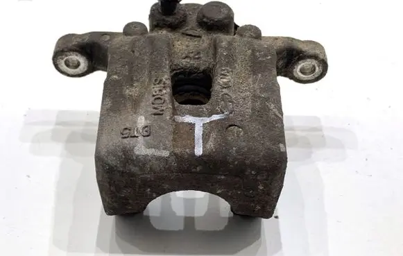 Hyundai ix35 Rear brake caliper 