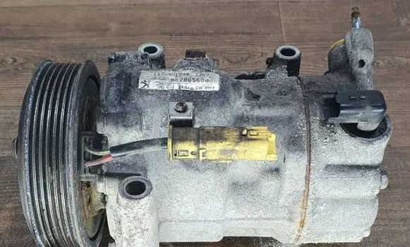 Peugeot 2008 I Air conditioning (A/C) compressor (pump) 967856080 1470901544