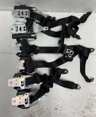 Mercedes-Benz GLS X166 Front seatbelt