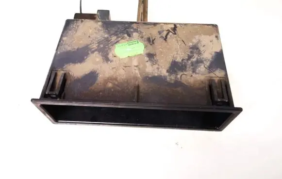 Peugeot Partner Glove box 9613133077