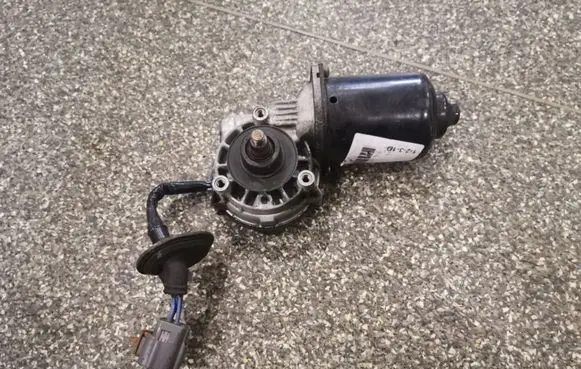 Mazda MPV Wiper motor 8492007080