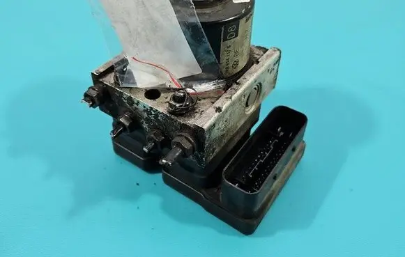 Skoda Octavia Mk2 (1Z) ABS Pump 1K0907379AK IMPRK1439550