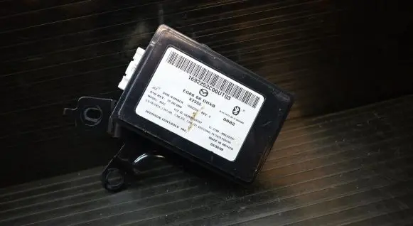 Mazda CX-7 Phone control unit/module EG6666DHXB