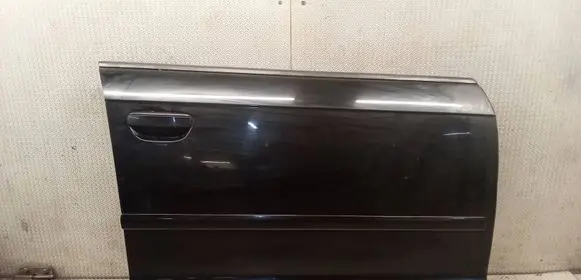 Audi A3 S3 8P Front door 