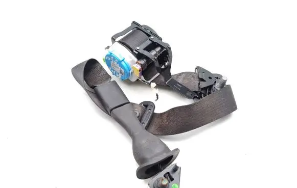 Renault Trafic II (X83) Front seatbelt 23465047 565485871