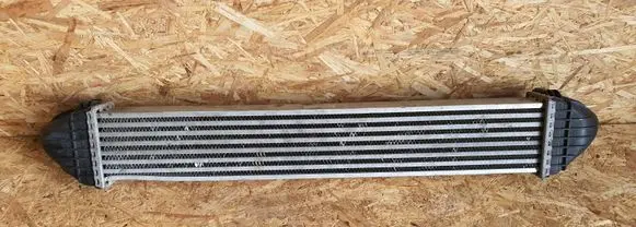 Mercedes-Benz B W245 Intercooler radiator A1695000000 Q05E4838