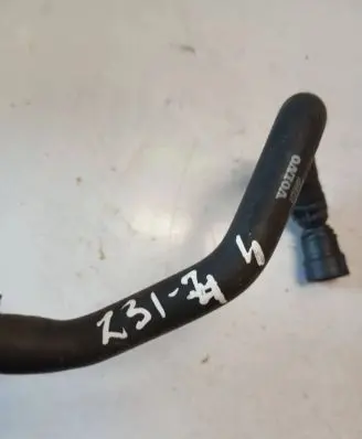 Volvo V60 Engine coolant pipe/hose 31319401
