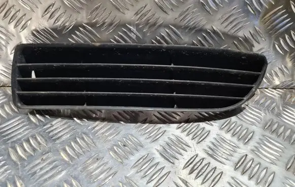 Audi A4 S4 B5 8D Front grill