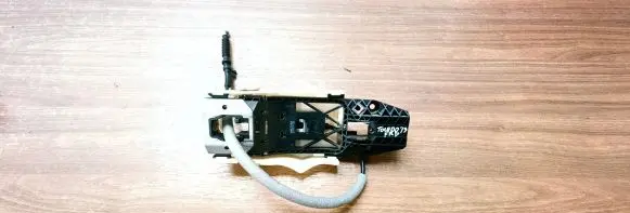 Seat Toledo IV (NH) Front door exterior handle/bracket 5N0837885H
