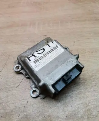 Chrysler Voyager Airbag control unit/module 04686602ag 0285001344