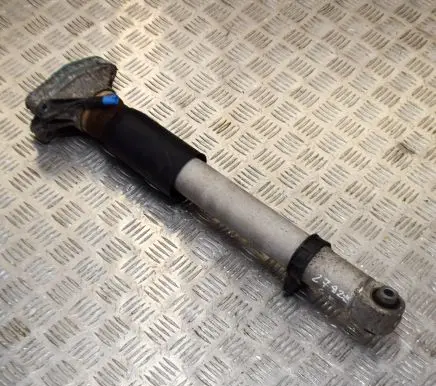 BMW M4 F82 F83 Rear shock absorber/damper 2284913 2284703