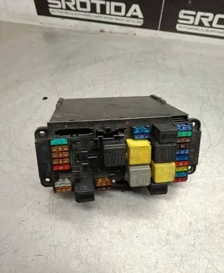 Mercedes-Benz CLK A209 C209 Fuse module 2095450001 5DK00848010