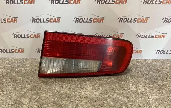 Renault Laguna II Rear/tail lights 8200002476