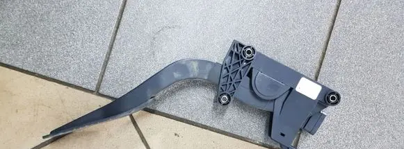 Chevrolet Captiva Accelerator throttle pedal