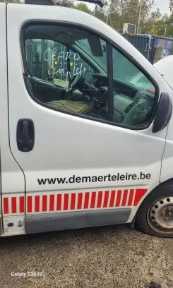 Renault Trafic II (X83) Front door