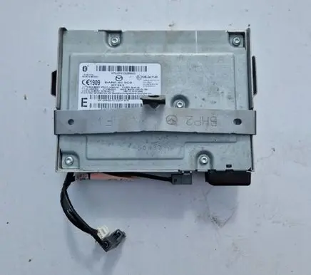 Mazda 3 III Radio/CD/DVD/GPS head unit BANF669C0