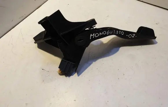 Ford Mondeo Mk III Accelerator pedal position sensor 1S719F836BB