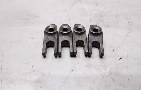 Hyundai Santa Fe Fuel Injector clamp holder