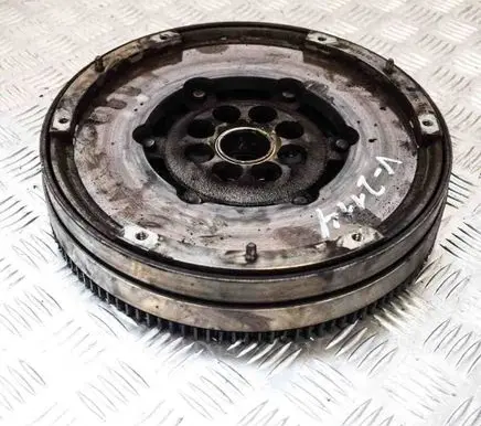 Mazda 6 Flywheel 081027021082 R2A116610A