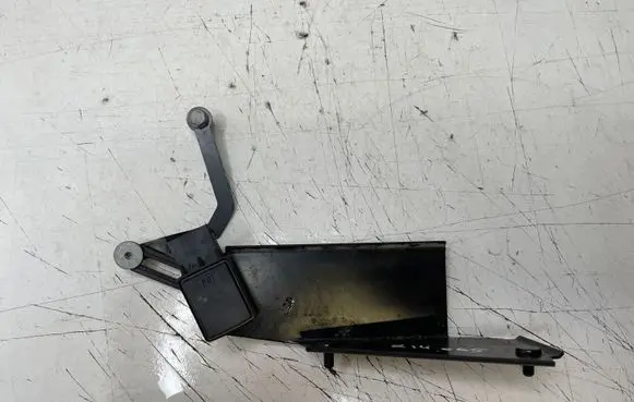 BMW 7 E65 E66 Tailgate sensor 8268997