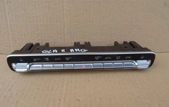 Mercedes-Benz GLA H247 Climate control unit A2479056703
