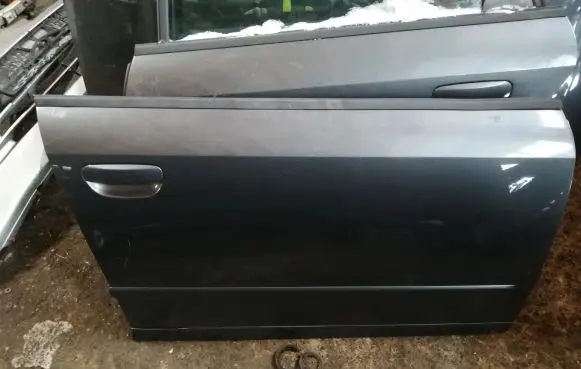 Audi A4 S4 B6 8E 8H Front door
