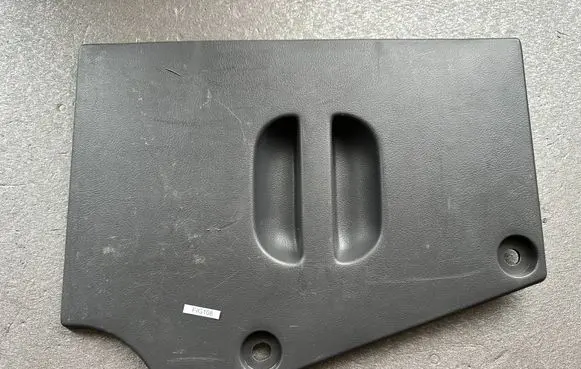 Nissan Patrol Y60 Jacking socket point 8492906J01